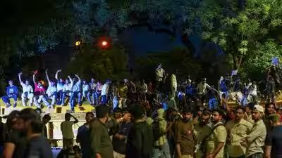 'अगर सीजेपी आज भी आह्वान करती है, तो छात्र लौट आएंगे...': वाम समर्थित छात्र समूहों ने जंतर-मंतर पर ताजा विरोध प्रदर्शन किया | दिल्ली समाचार