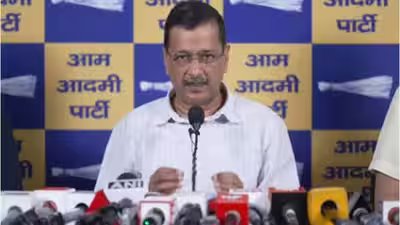 सरकारी दबाव के कारण E20 पेट्रोल पर चुप रहीं वाहन निर्माता कंपनियां: केजरीवाल | भारत समाचार