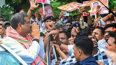 केंद्रीय शिक्षा मंत्री पद से इस्तीफा देकर ओडिशा लौटे धर्मेंद्र प्रधान, बीजेपी नेताओं ने किया स्वागत | भुबनेश्वर समाचार