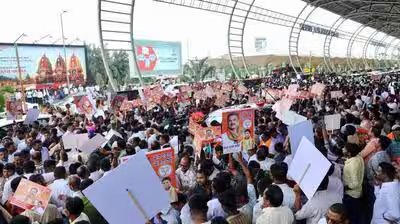 इस्तीफे के बाद पहली राजकीय यात्रा पर प्रधान का शहर में जोरदार स्वागत | भुबनेश्वर समाचार