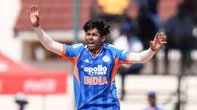 मयंक यादव ने IND vs ZIM हरारे T20I में पहली गेंद पर विकेट लेकर एक दुर्लभ रिकॉर्ड बनाया | क्रिकेट समाचार