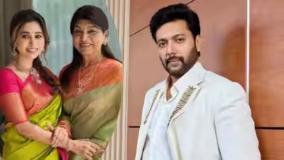 कानूनी तलाक की लड़ाई के बीच आरती की मां सुजाता विजयकुमार ने गुप्त पति-पत्नी पोस्ट के साथ रवि मोहन पर अप्रत्यक्ष रूप से कटाक्ष किया |